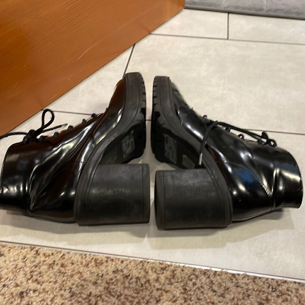 Forever 21 black heeled lace up ankle boots - Picture 11 of 13